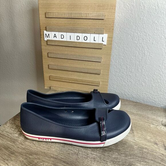 Crocs Women's Navy Flats - Picture 1 of 5